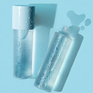 Peeke Wai Blue Hyaluronic Exfoliating Toner