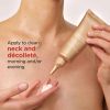 Neck Whakapaia Ake + Te Kirīmi Whakapiri Décolleté